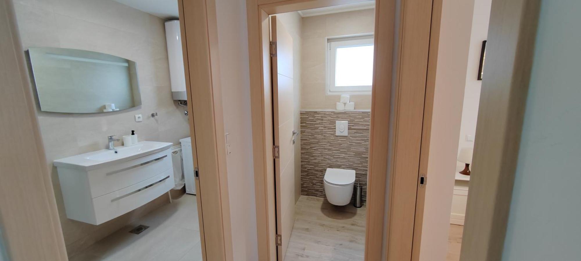 L&L Apartmani 1 Bol Extérieur photo