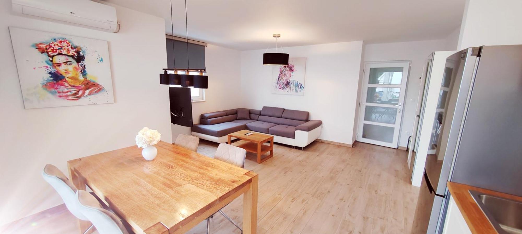 L&L Apartmani 1 Bol Extérieur photo