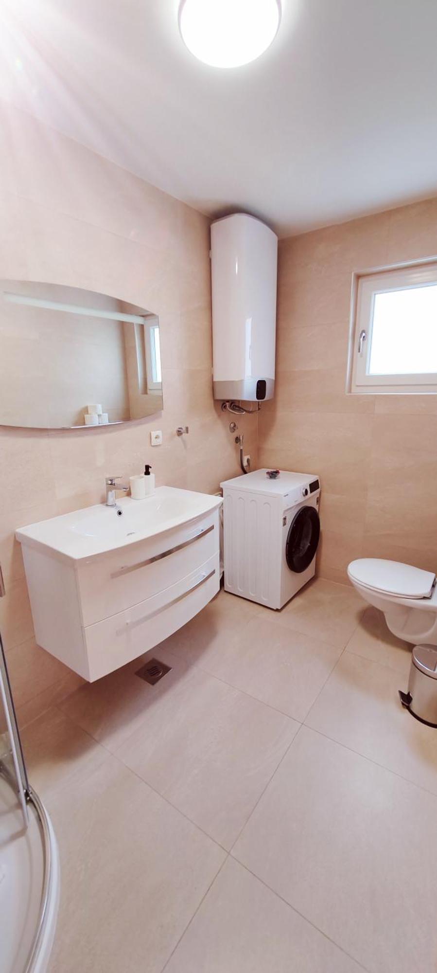 L&L Apartmani 1 Bol Extérieur photo