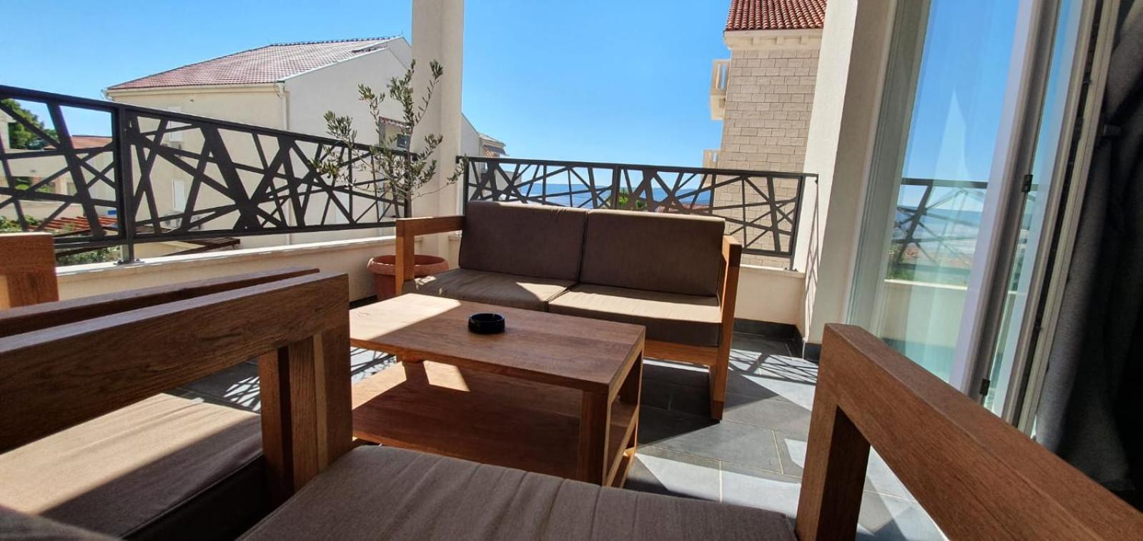 L&L Apartmani 1 Bol Extérieur photo